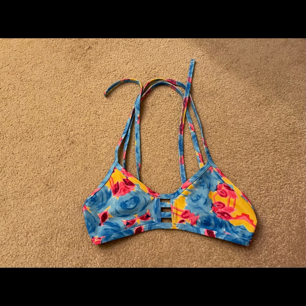 Jolyn Tie Back Floral Bikini Top Size Medium
